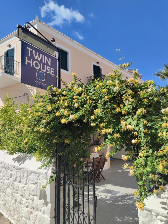 Twin House Spetses Hotel Exterior photo